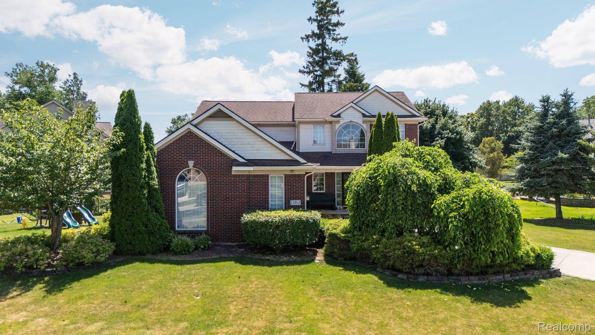 Van Buren, MI 48111,13912 Deanna DR