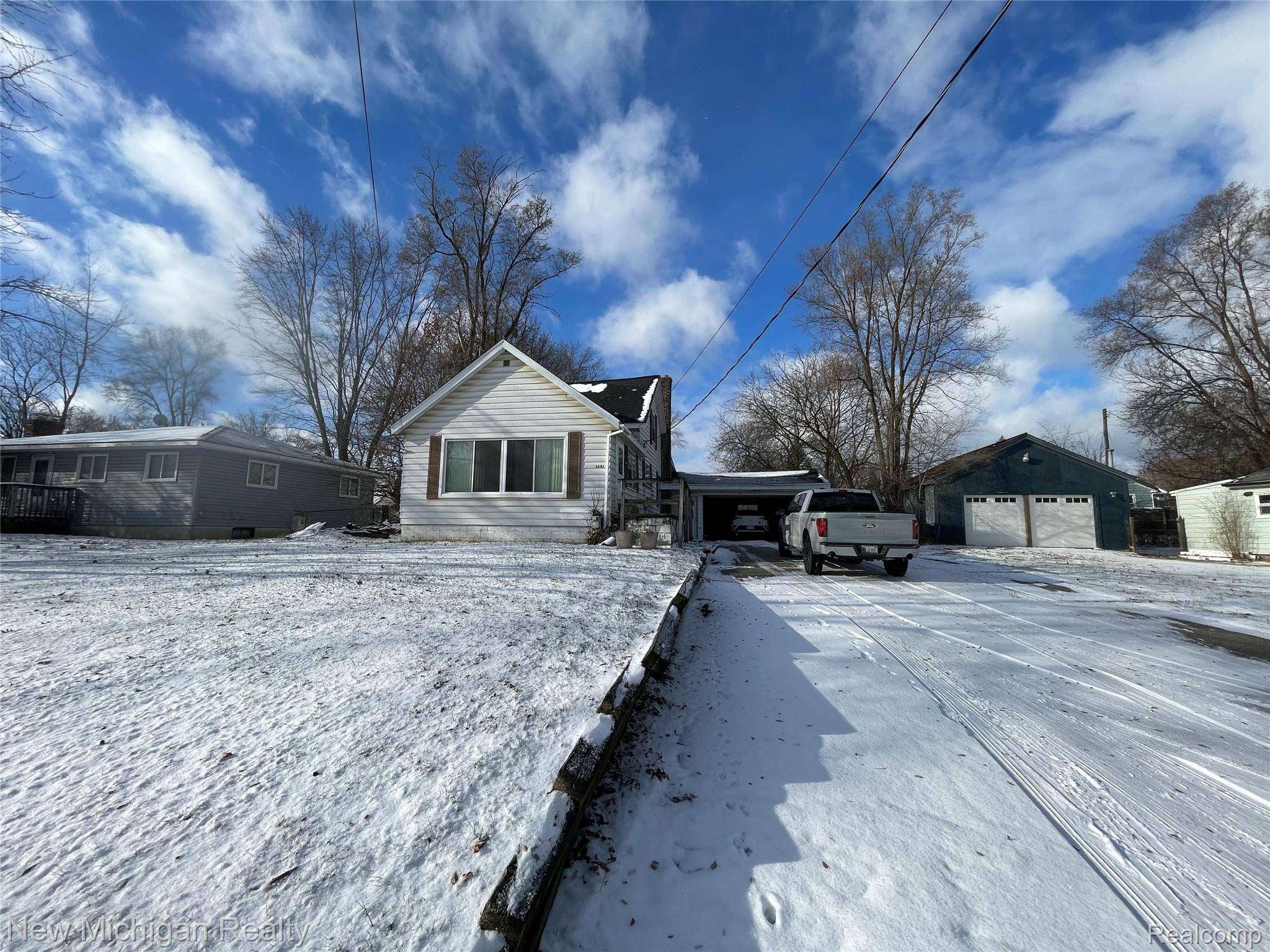 Troy, MI 48327,1131 Airway