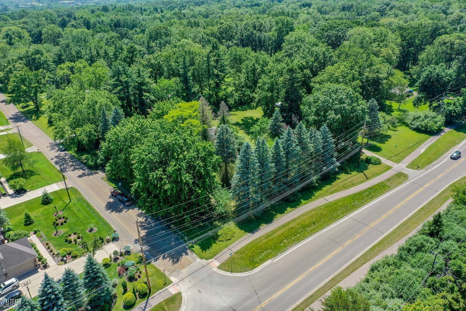 Rochester Hills, MI 48309,1755 W Avon RD