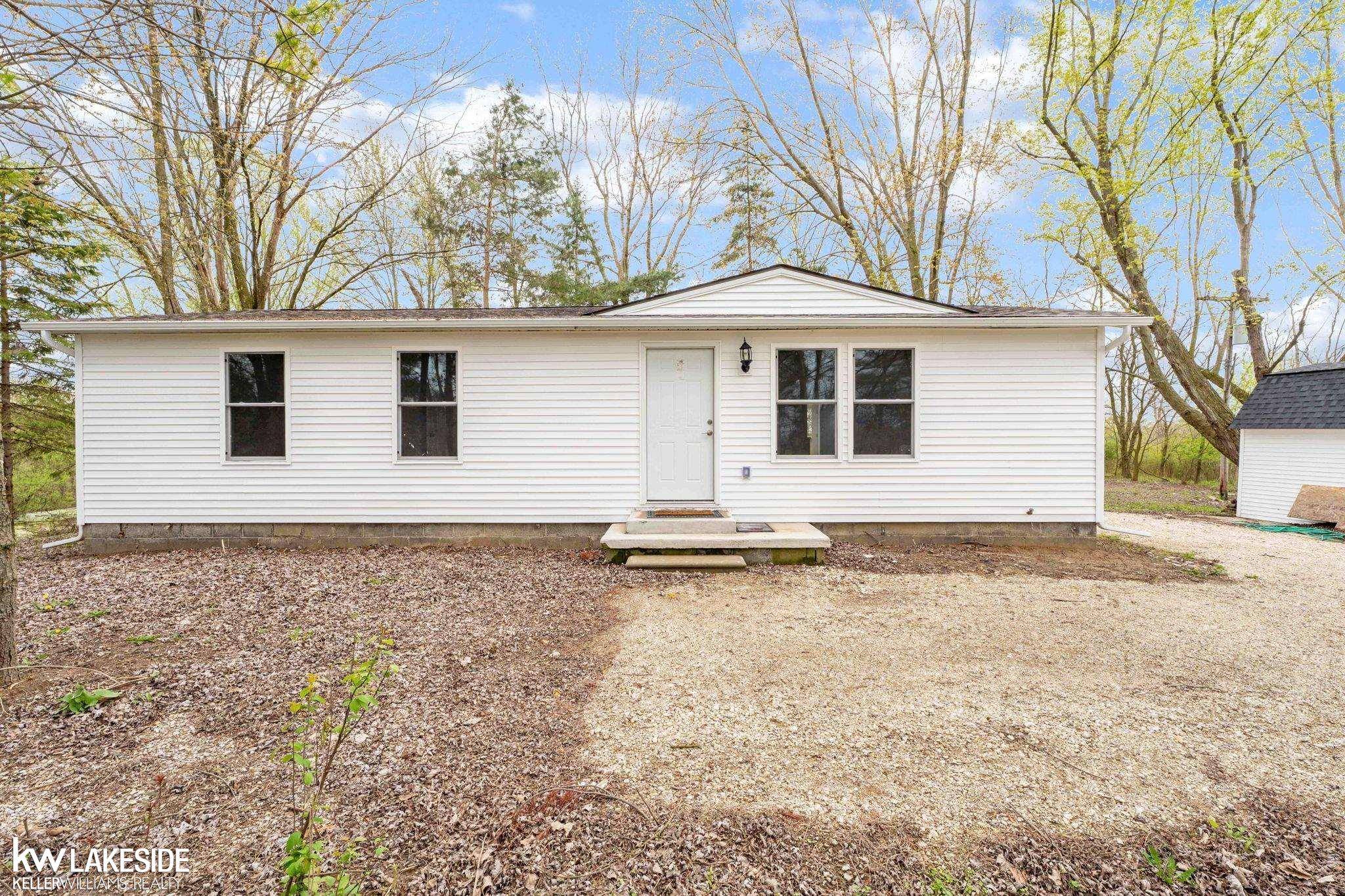 Riley, MI 48041,11897 Masters RD