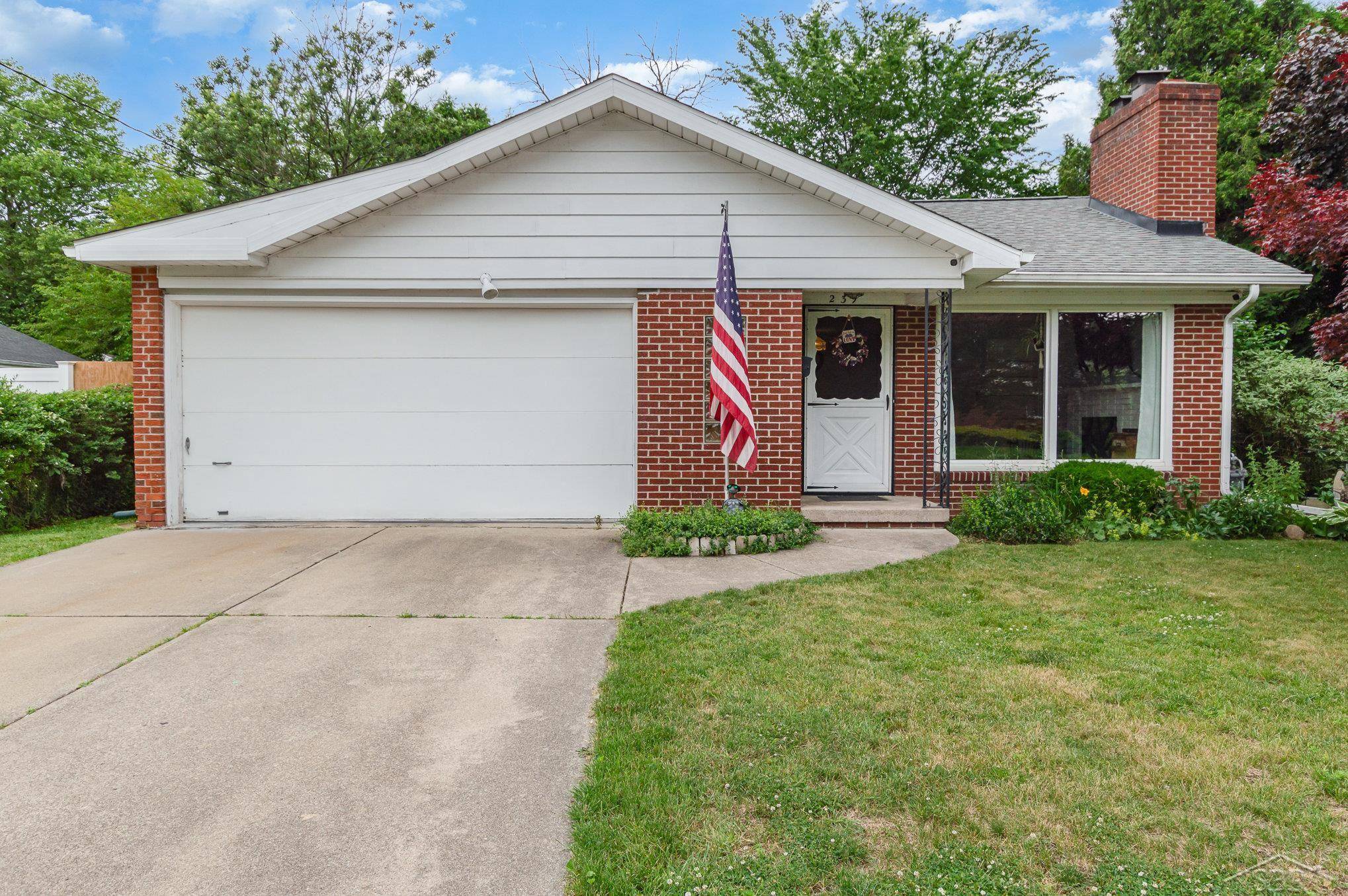 Saginaw, MI 48602,239 Heyn ST