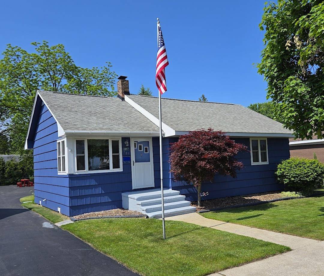 East Tawas, MI 48730,705 E Bay ST