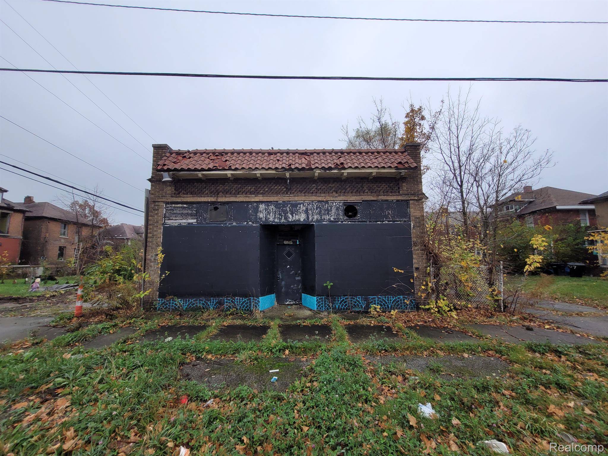 Detroit, MI 48208,3945 MOORE