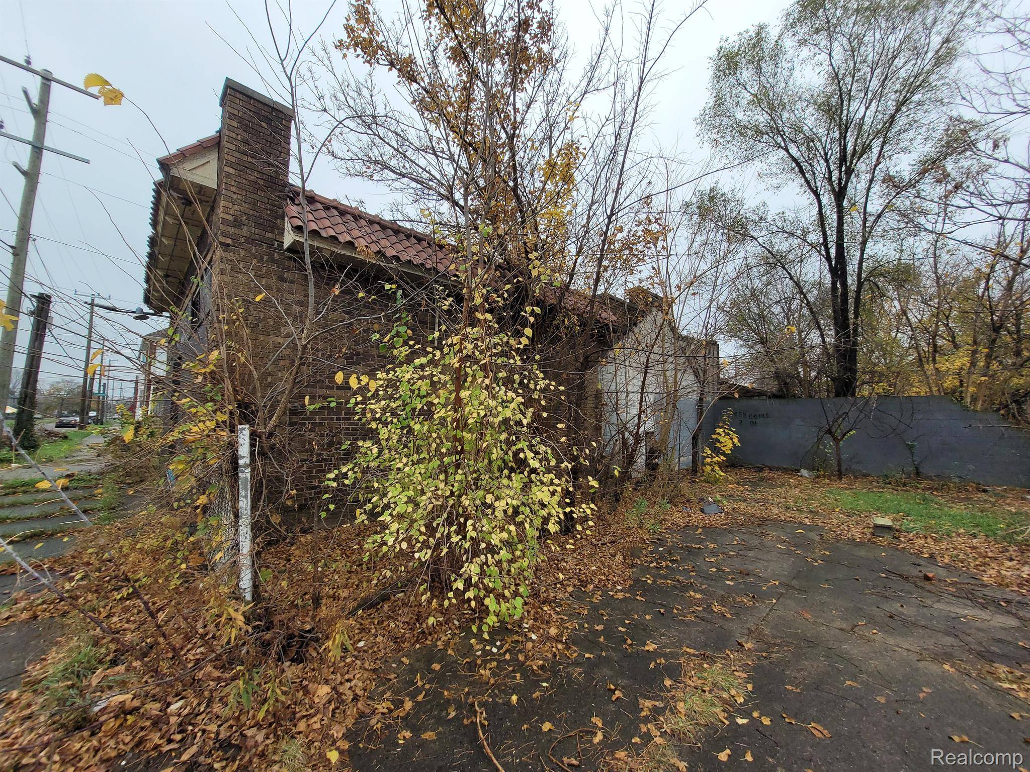 Detroit, MI 48208,3945 MOORE