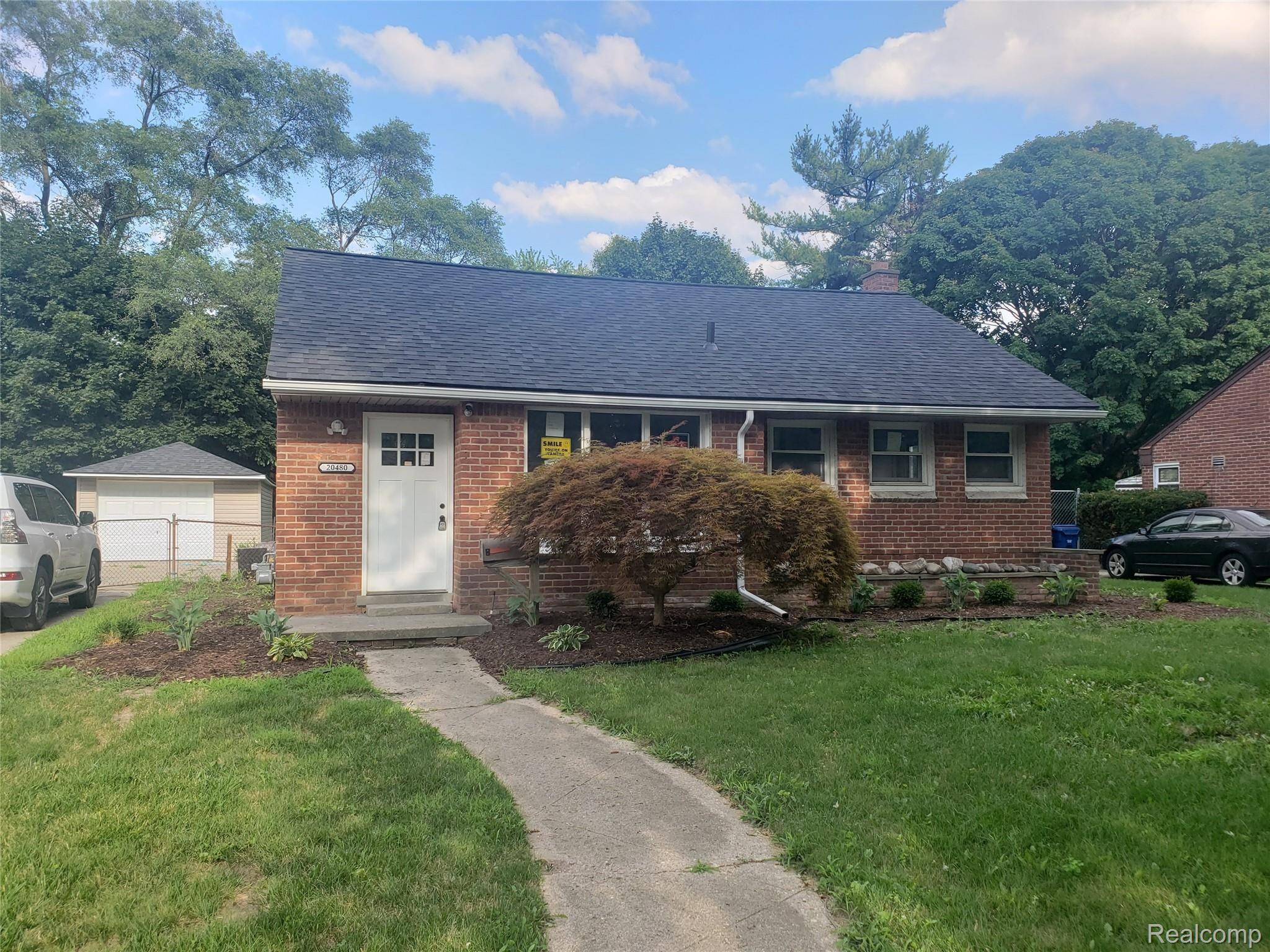 MI 48240,20480 Sumner