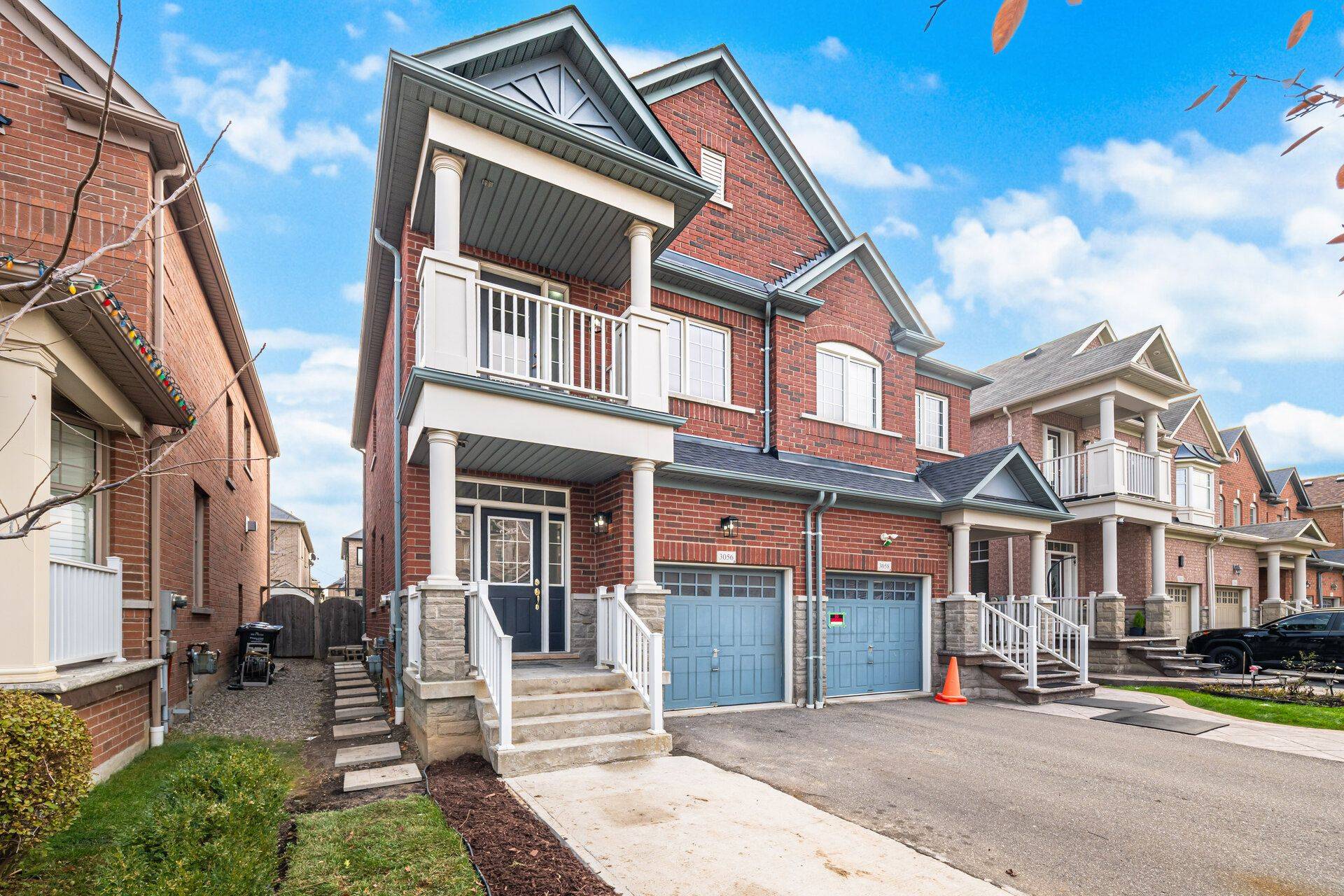 Mississauga, ON L5M 0M9,3056 Doyle ST