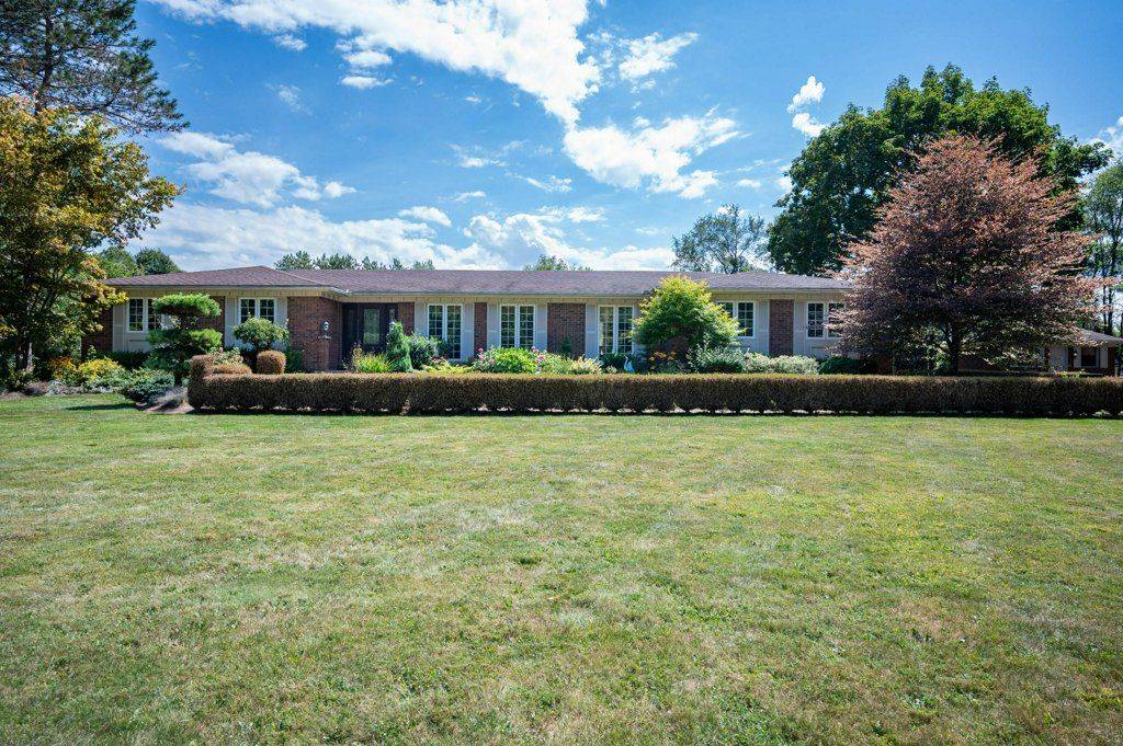 Brant, ON N0E 1N0,3 Meadowbrook CT