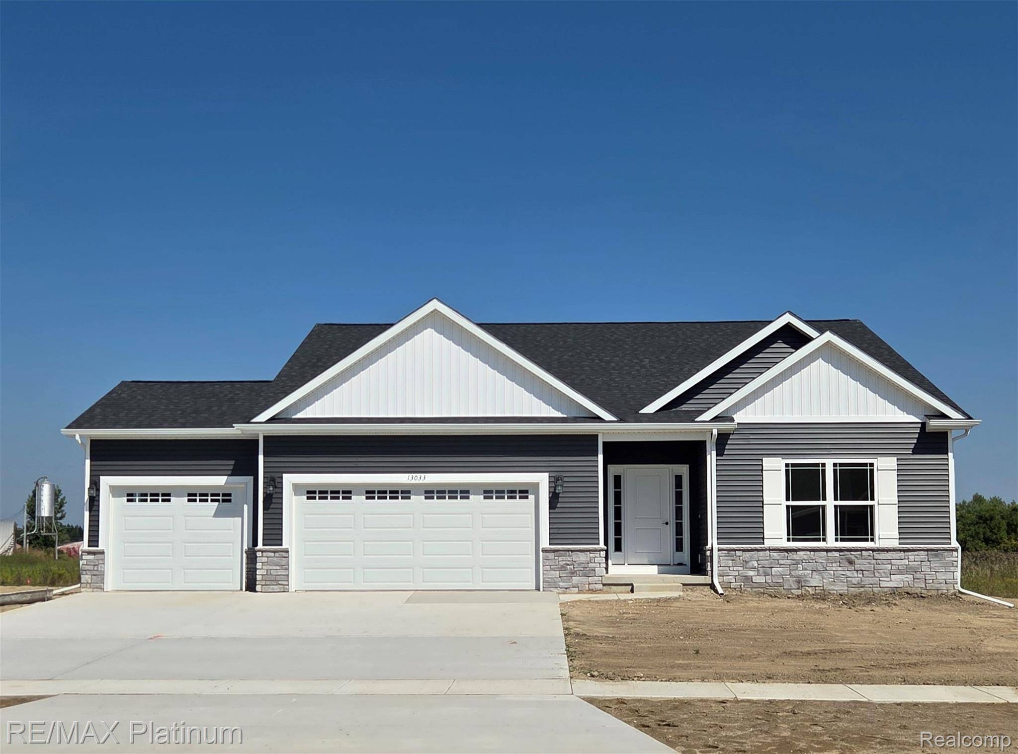 Linden, MI 48451,13033 River Rock PASS