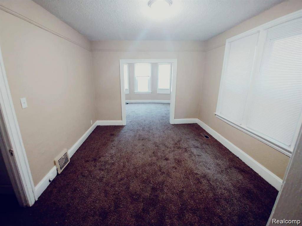 Detroit, MI 48210,7241 AMERICAN ST