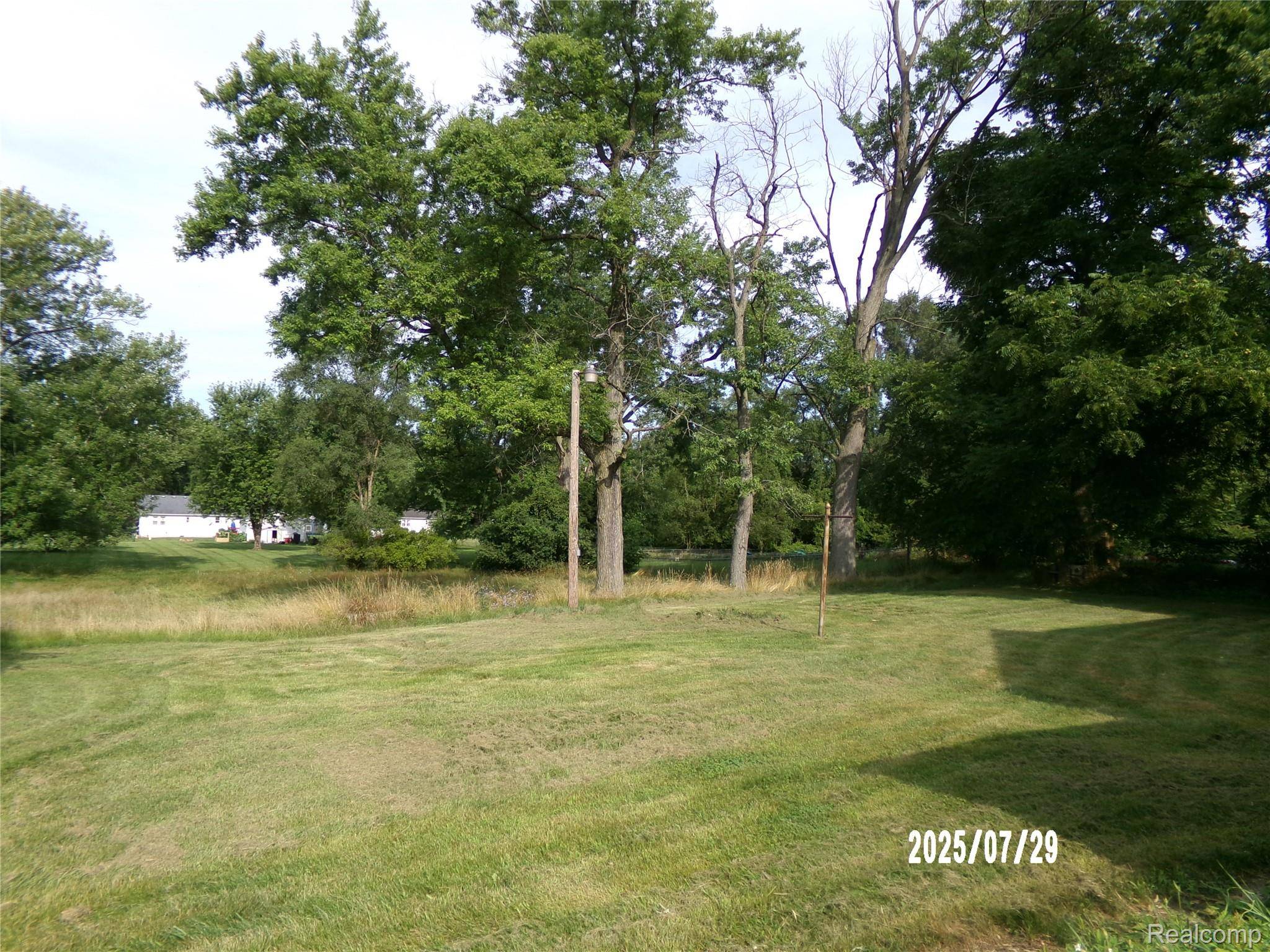 Burton, MI 48519,3052 S CENTER RD