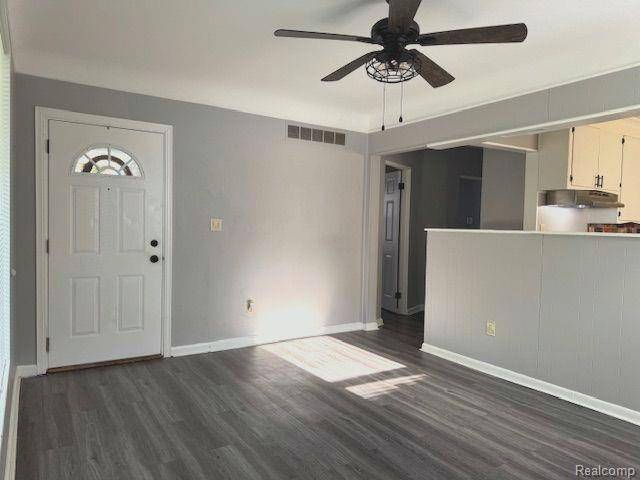 Dearborn, MI 48124,24101 CARLYSLE ST