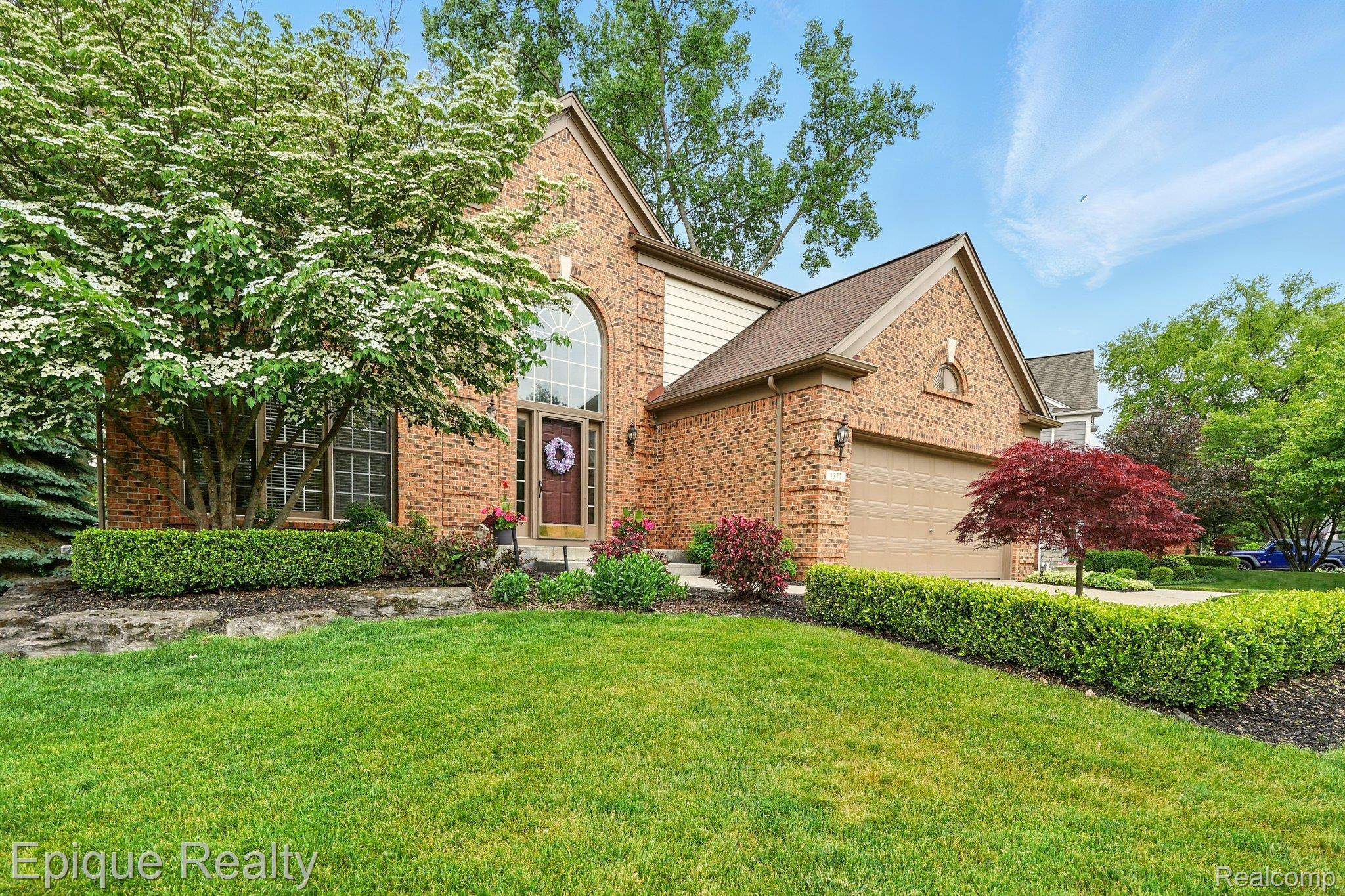 Lake Orion, MI 48362,1377 Lake Shore BLVD