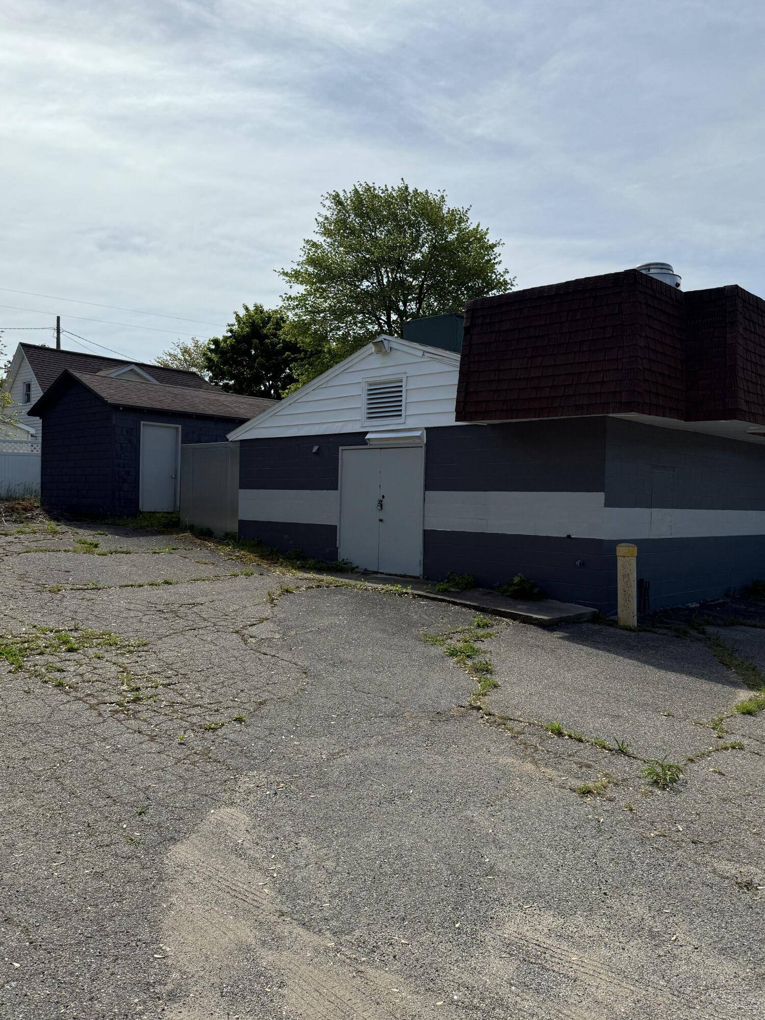 214 E State ST, Belding City, MI 48809