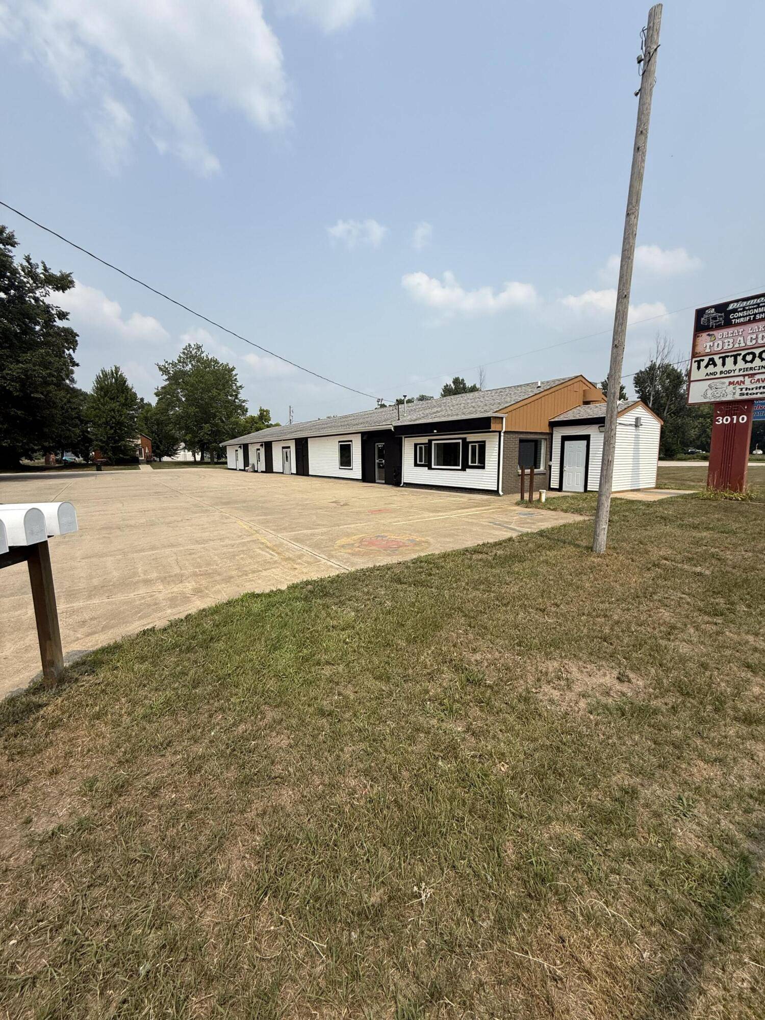 3010 E Apple AVE, Muskegon Twp, MI 49442