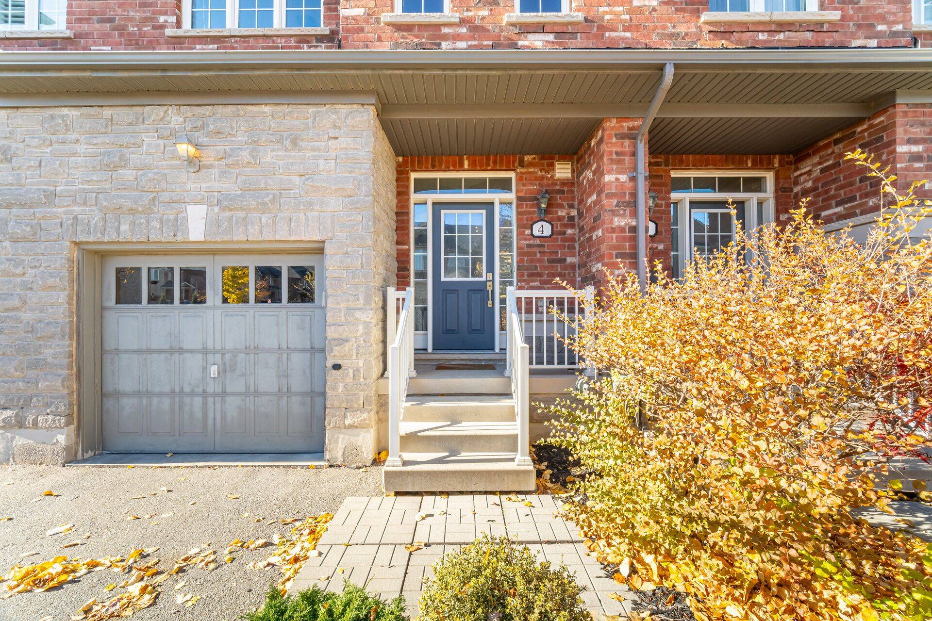 Milton, ON L9T 8B1,745 Farmstead DR #4