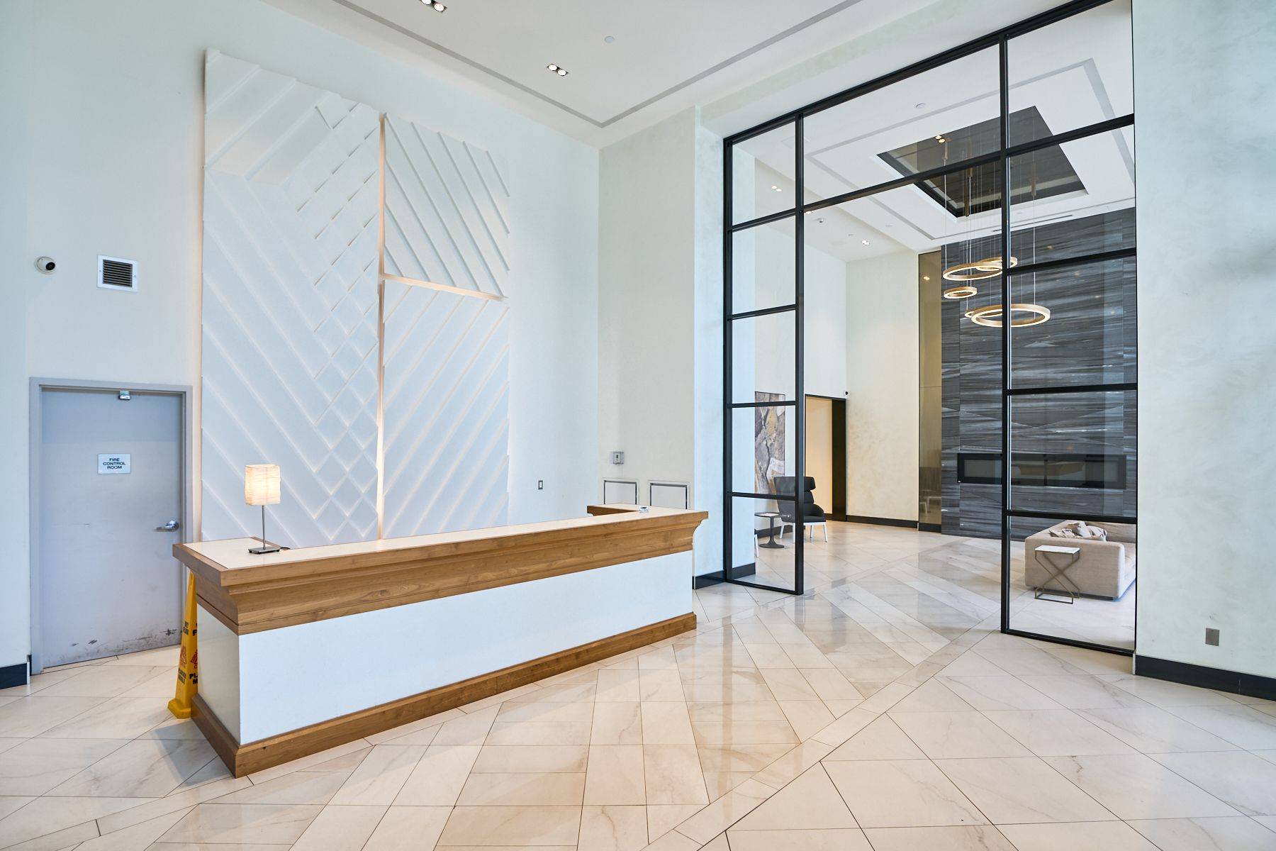 Ottawa Centre, ON K1R 0C5,255 Bay ST #1707