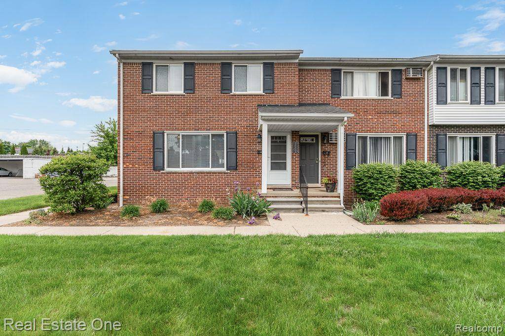 Rochester Hills, MI 48306,1127 TIENKEN CT