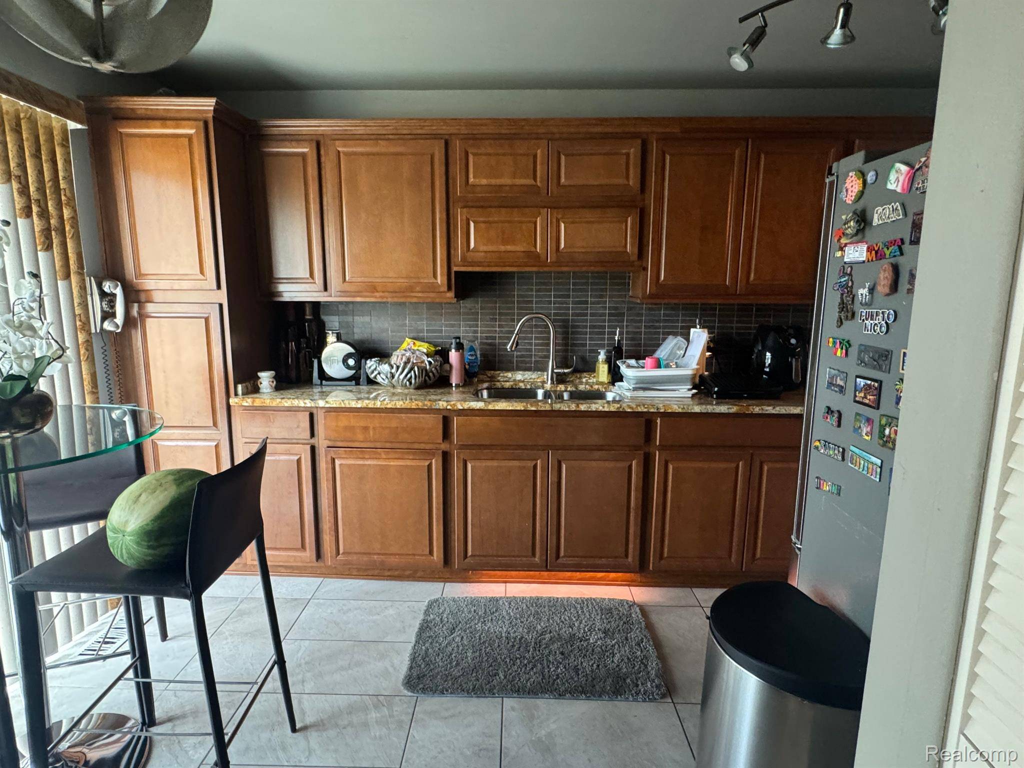 Southfield, MI 48076,19630 VILLA DR S