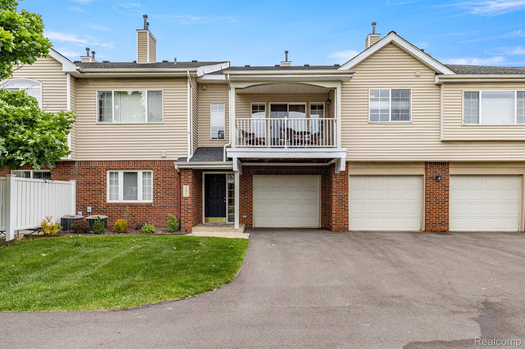 Woodhaven, MI 48183,22071 FAIRLANE BLVD