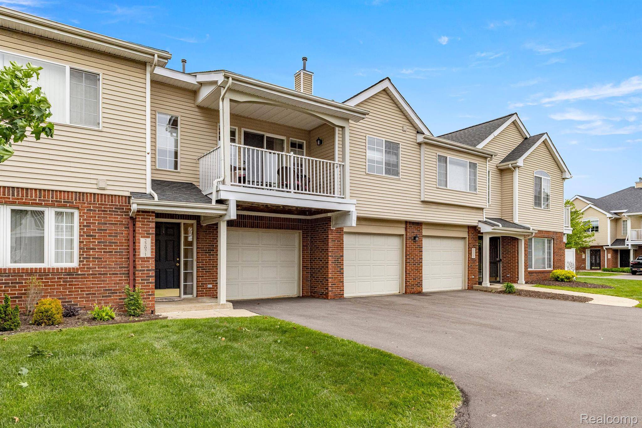 Woodhaven, MI 48183,22071 FAIRLANE BLVD