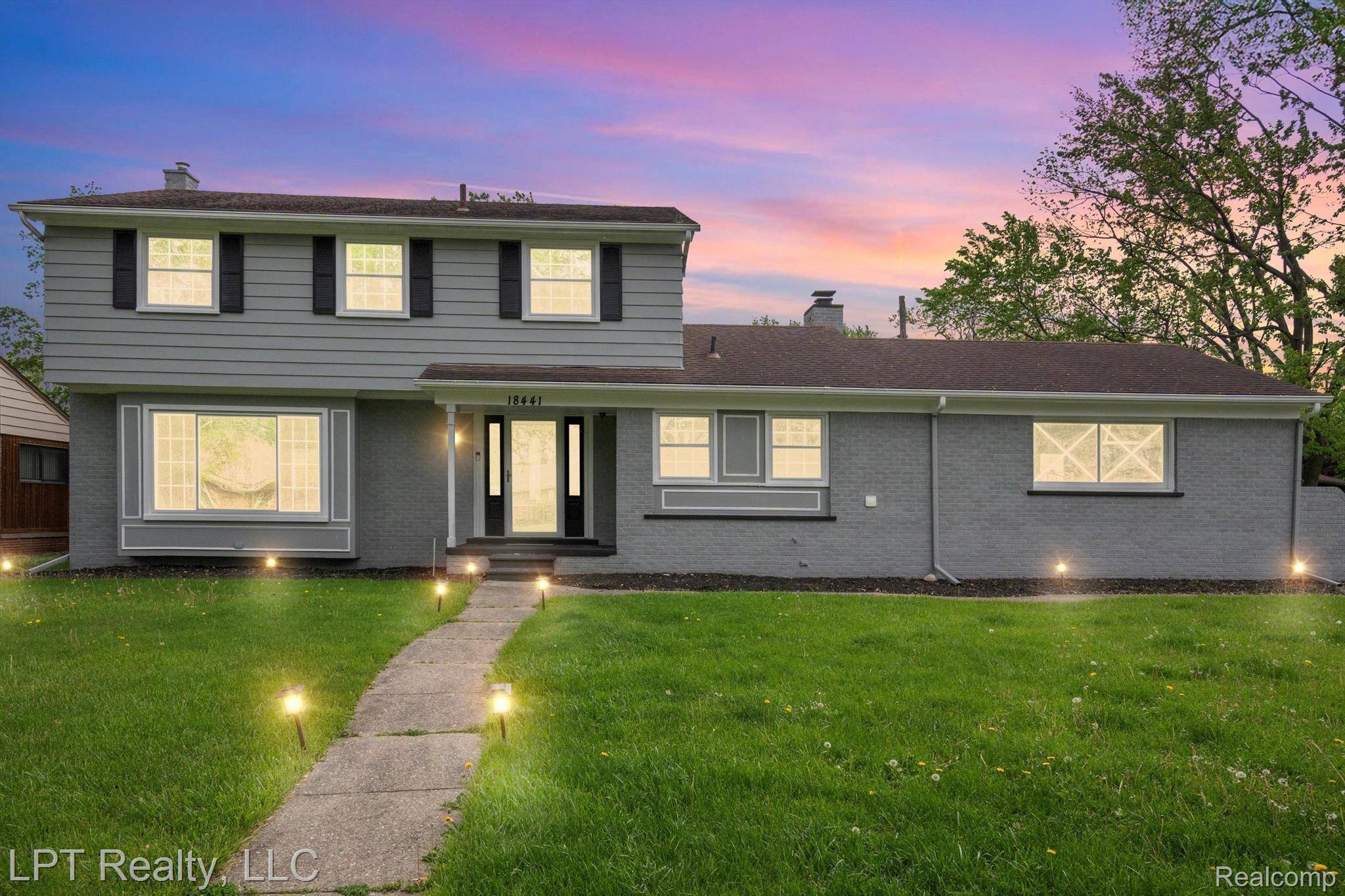 Lathrup Village, MI 48076,18441 ROSELAND BLVD