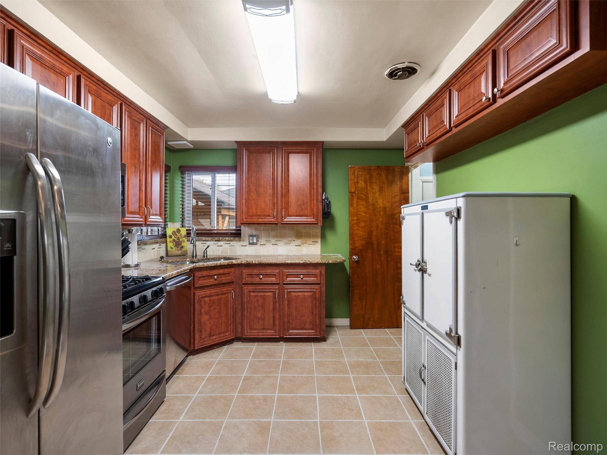 Roseville, MI 48066,25664 Ronald ST