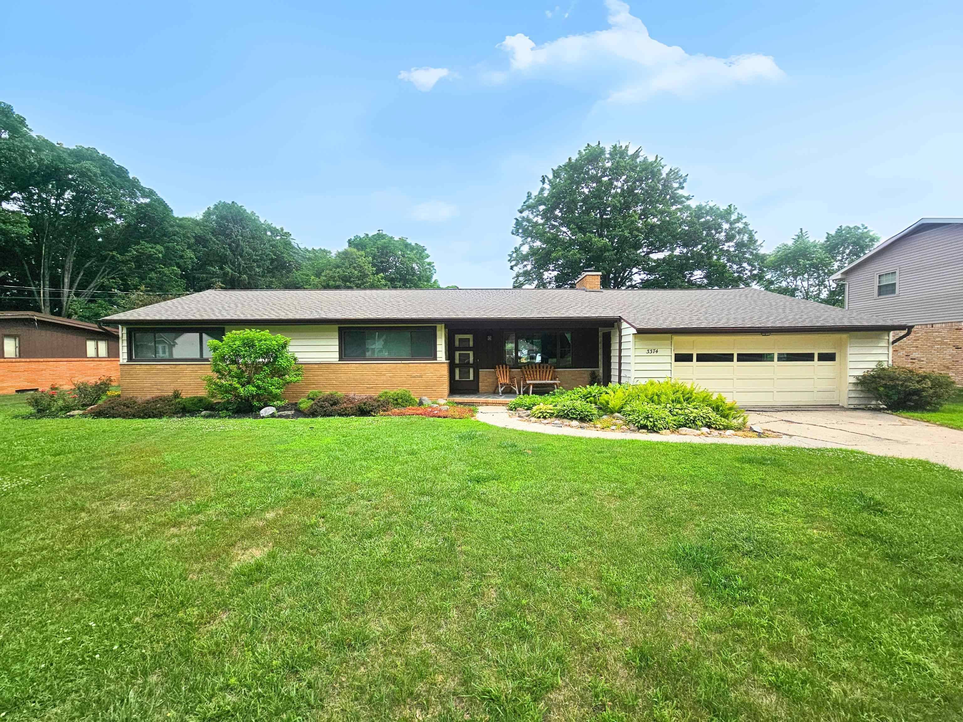 Clio, MI 48420,3374 Elmwood ST