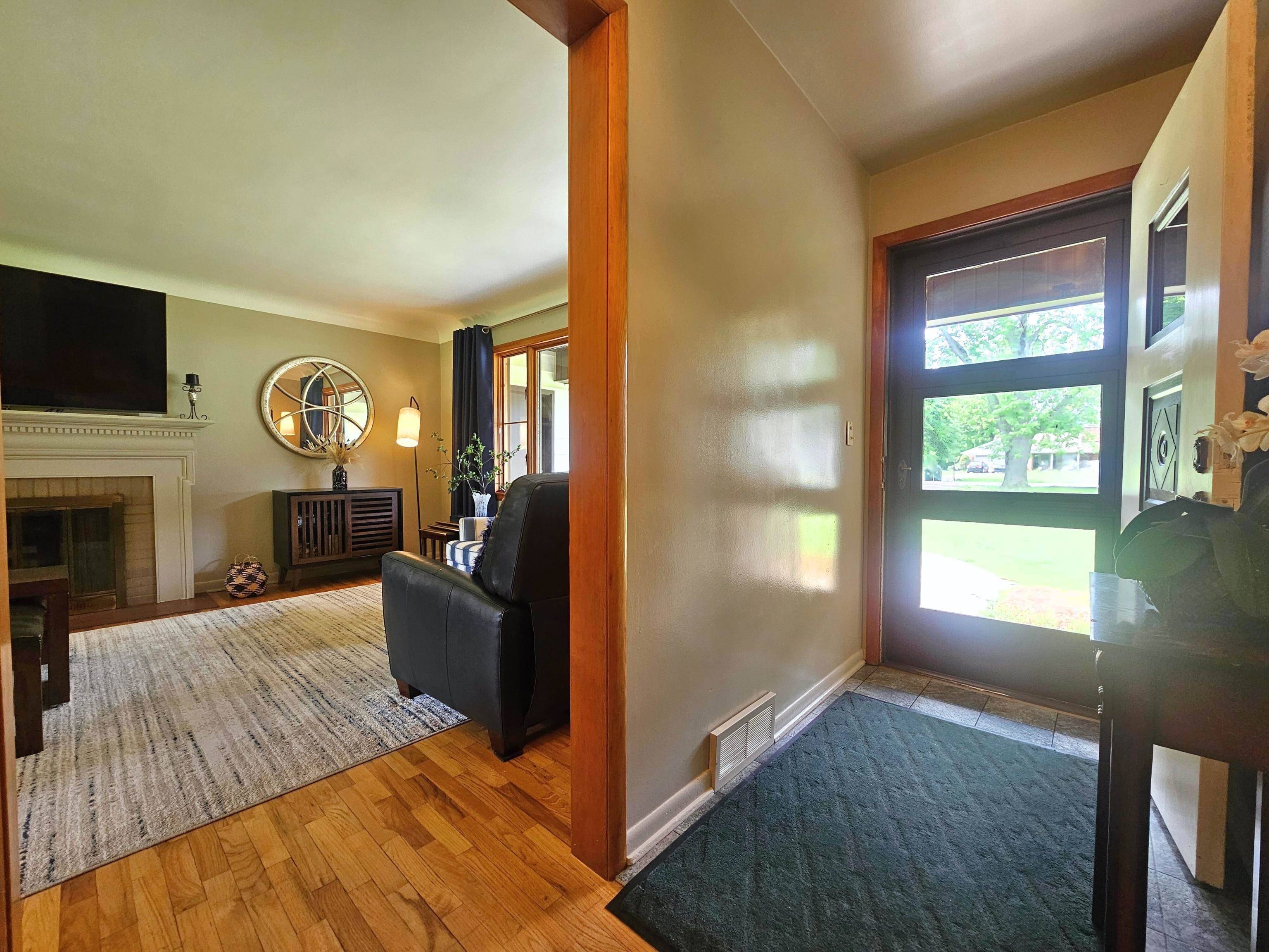 Clio, MI 48420,3374 Elmwood ST