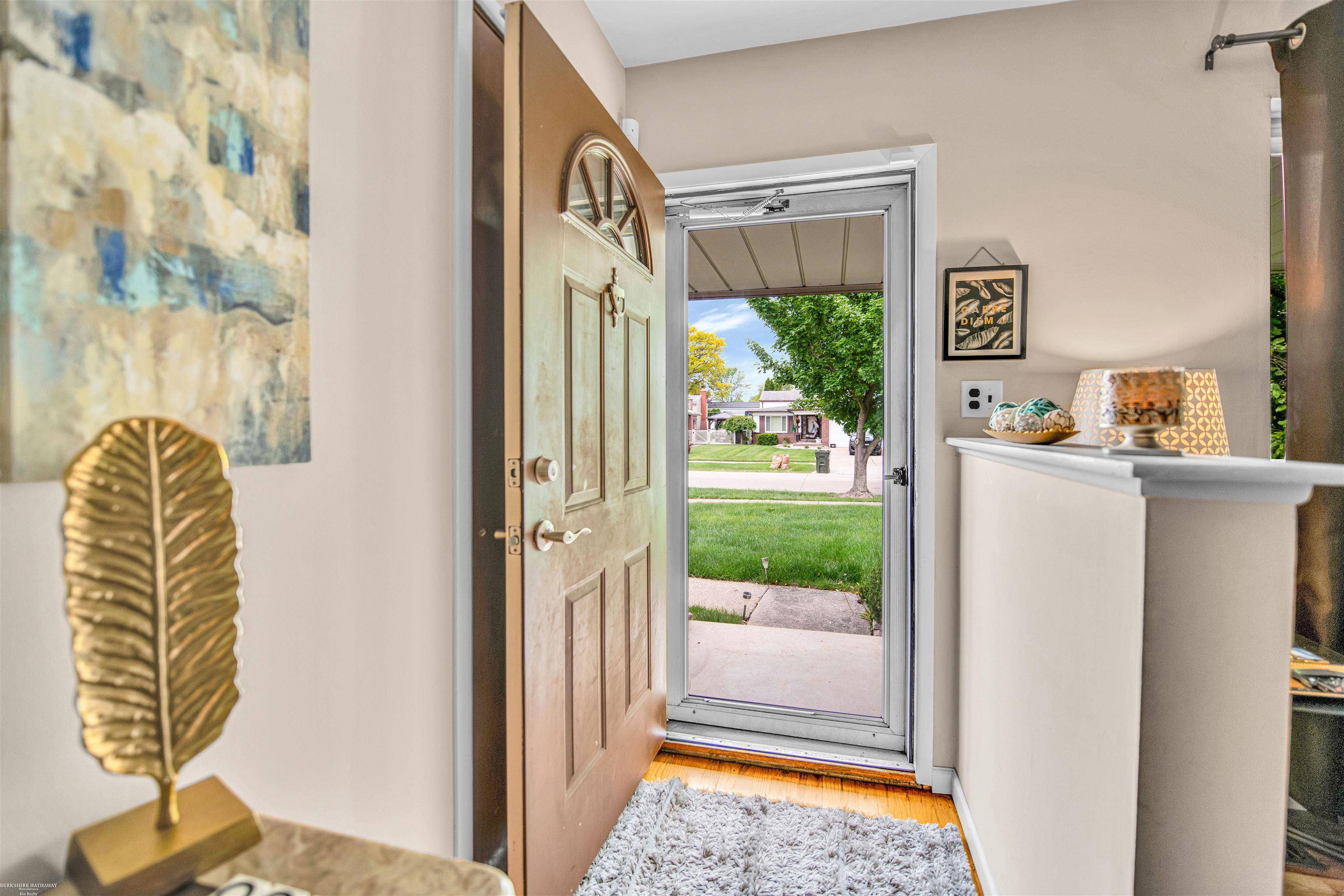 Sterling Heights, MI 48312,33874 Brookshire DR