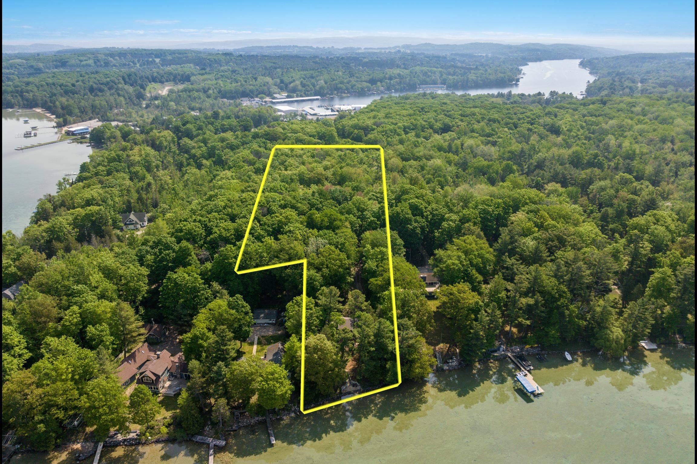 Alden, MI 69612,6654 S East Torch Lake DR