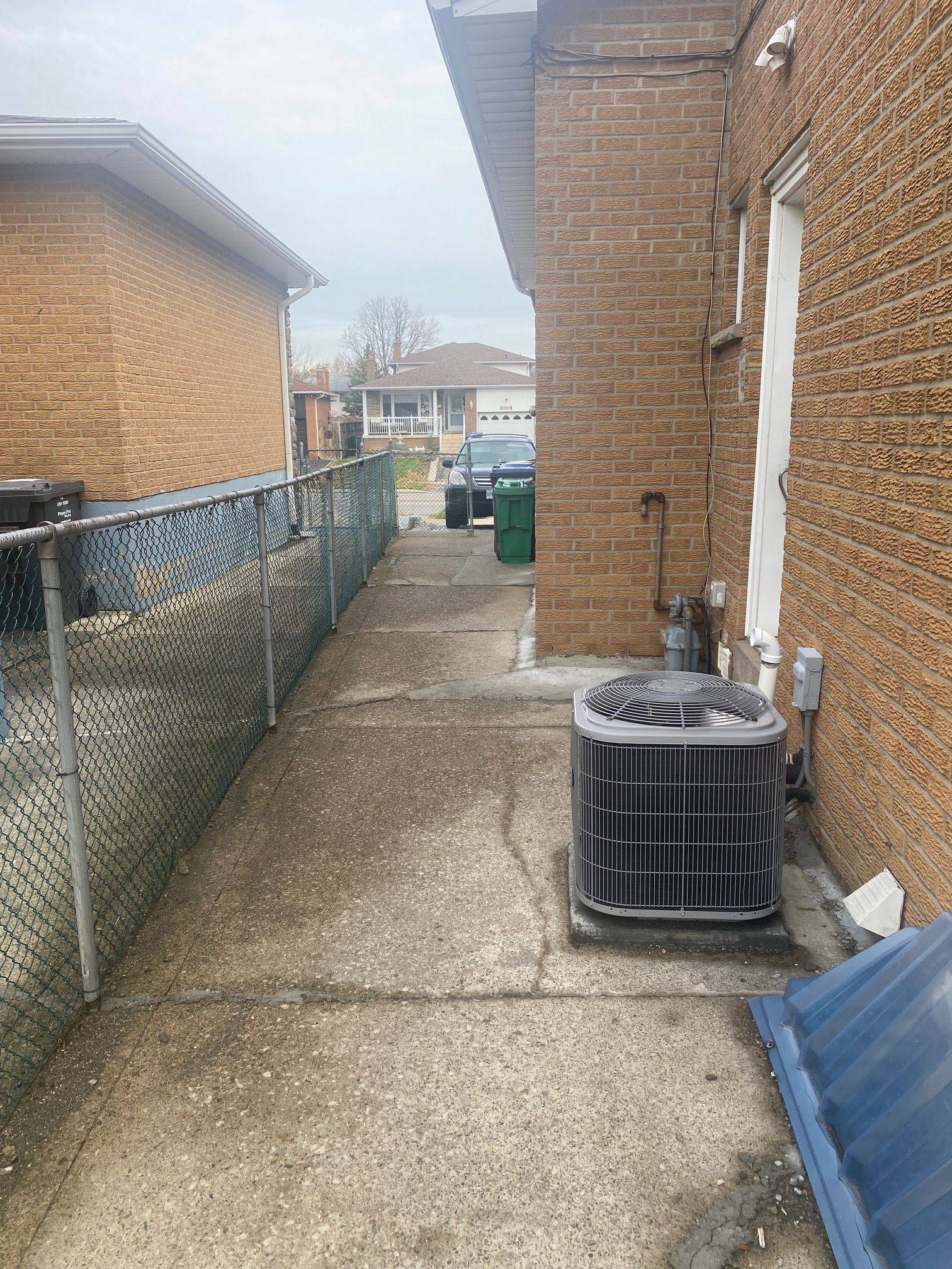 Mississauga, ON L4T 3N4,3972 Brandon Gate DR