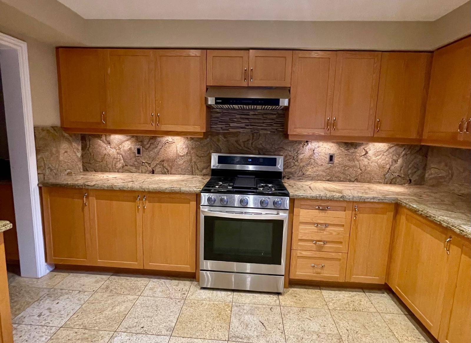 Brampton, ON L7A 2V4,215 Edenbrook Hill DR