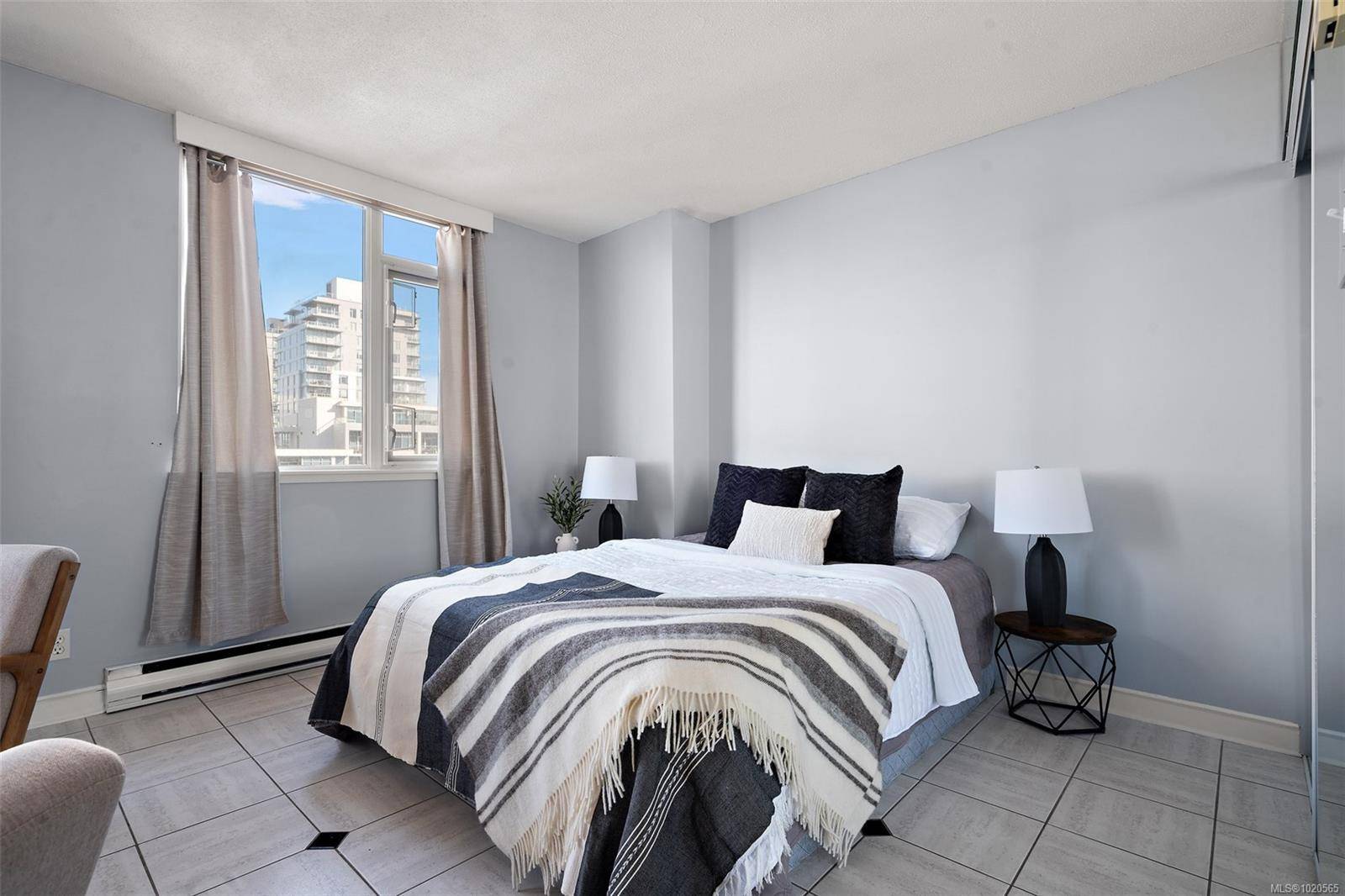 Victoria, BC V8W 3W8,835 View St #1009