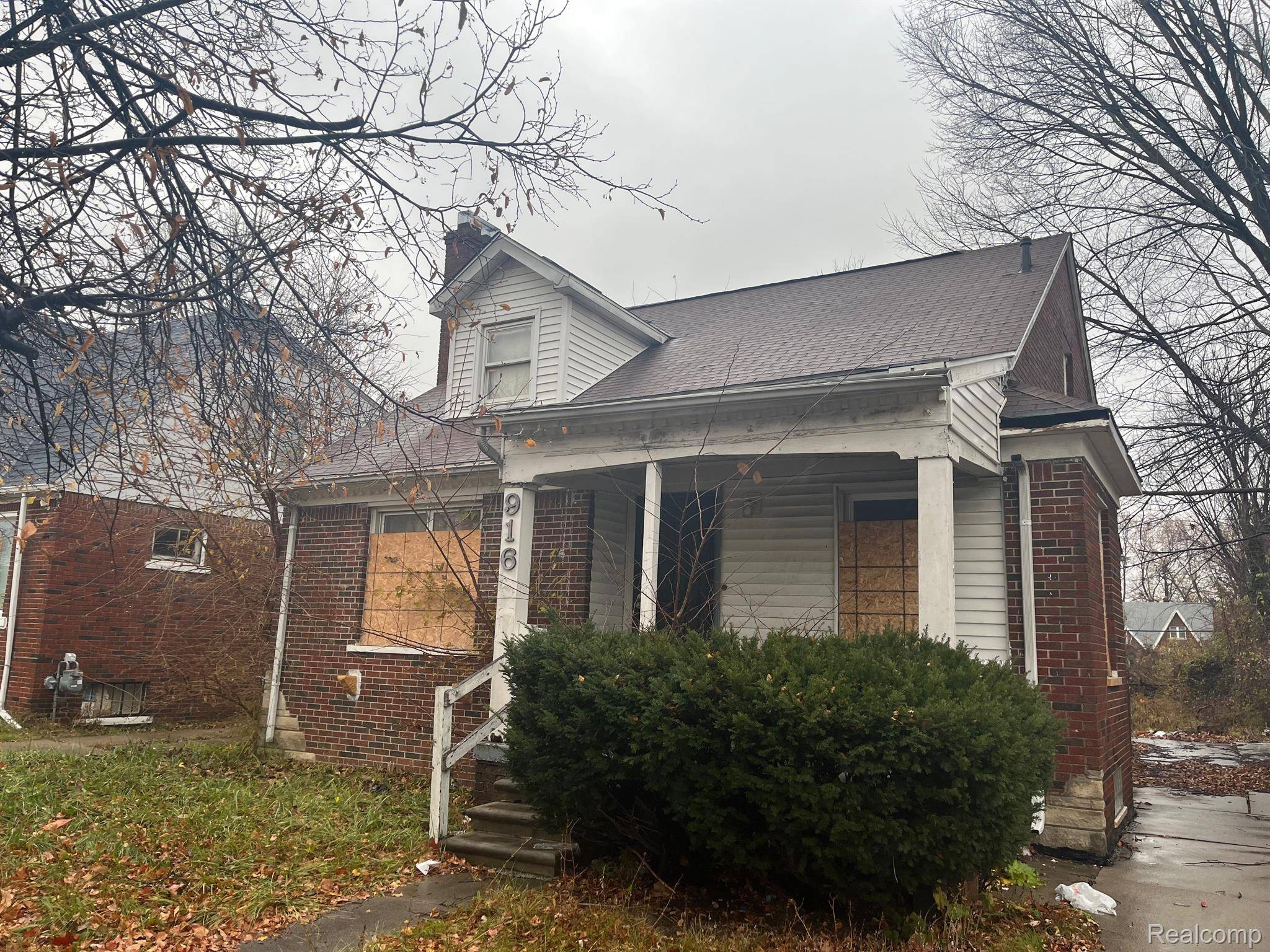 Detroit, MI 48224,9166 GUILFORD ST