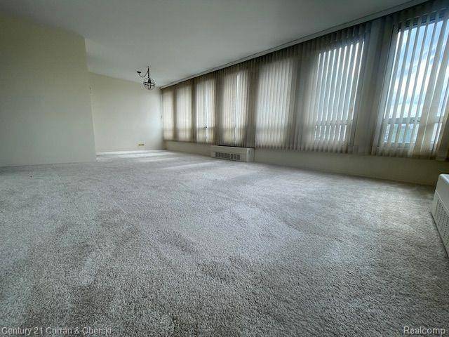 Dearborn, MI 48124,22700 GARRISON ST #602