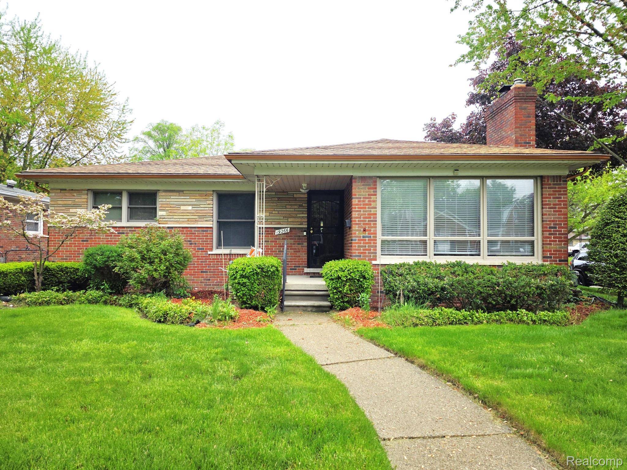 Harper Woods, MI 48225,19266 Tyrone ST