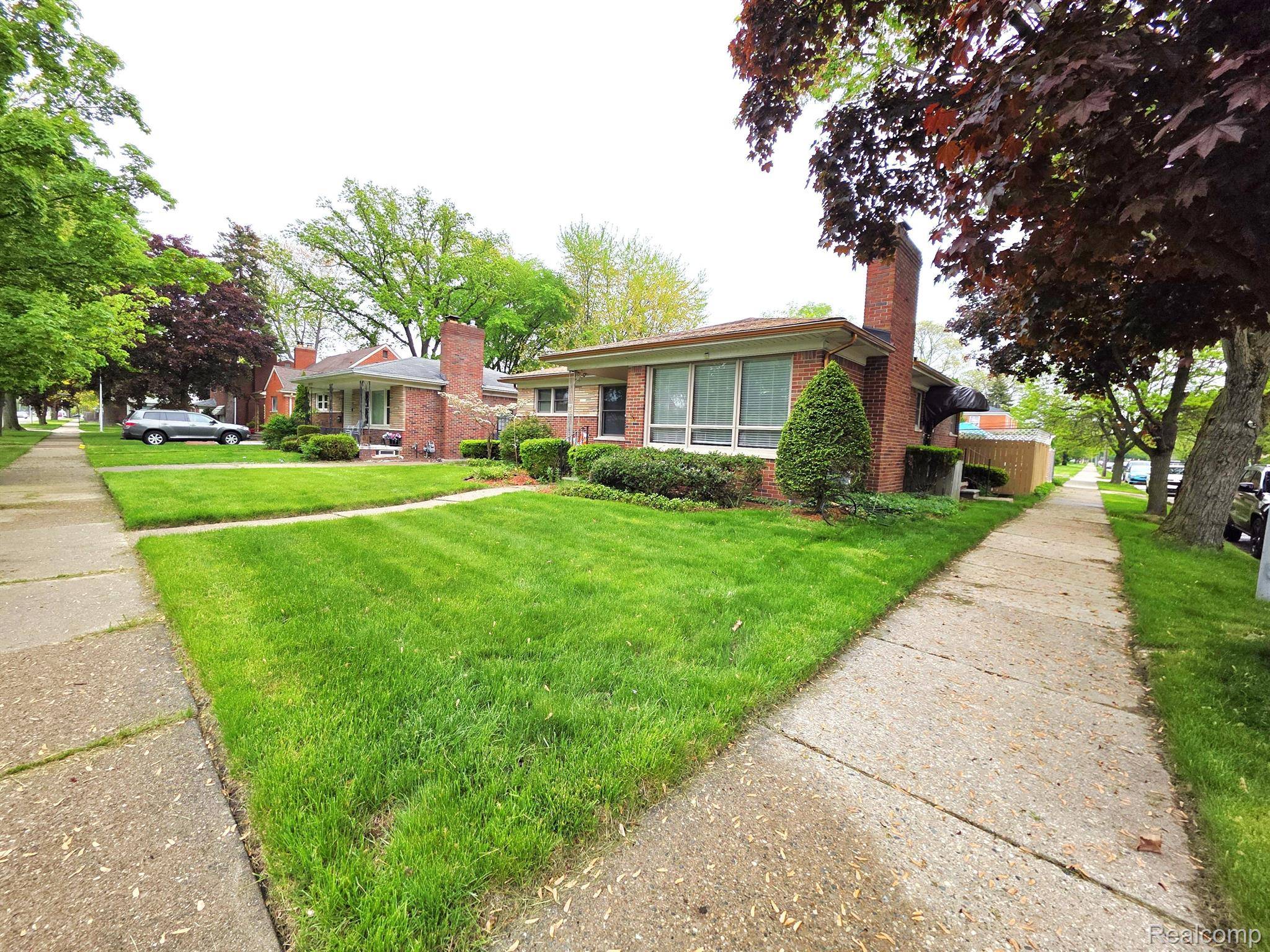 Harper Woods, MI 48225,19266 Tyrone ST