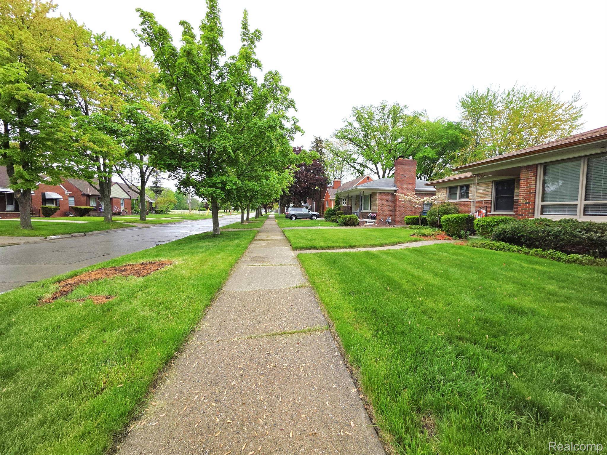 Harper Woods, MI 48225,19266 Tyrone ST