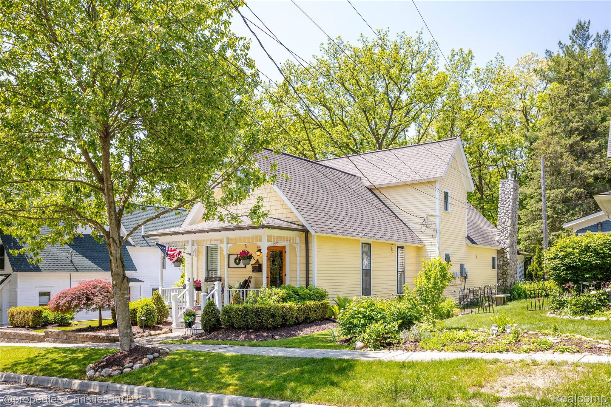 Northville, MI 48167,221 N Rogers ST