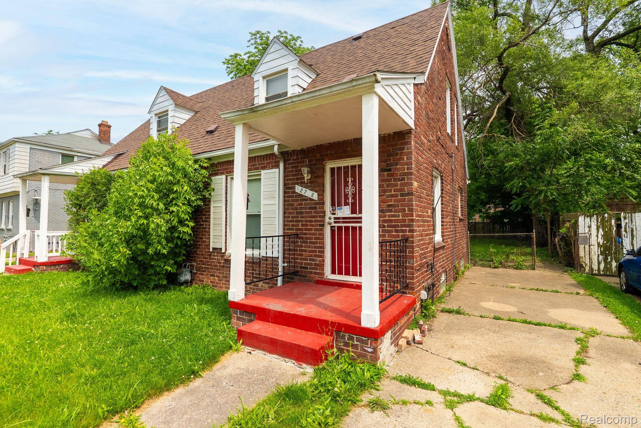 Detroit, MI 48224,12702 Kelly RD