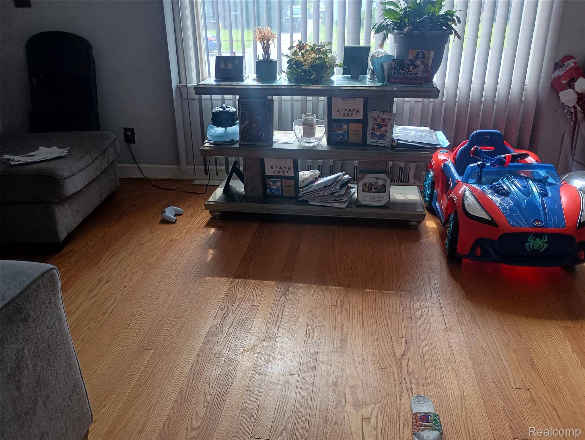 Detroit, MI 48235,19490 Hubbell ST