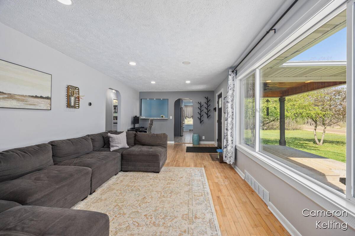 Bath, MI 48808,5364 Drumheller RD