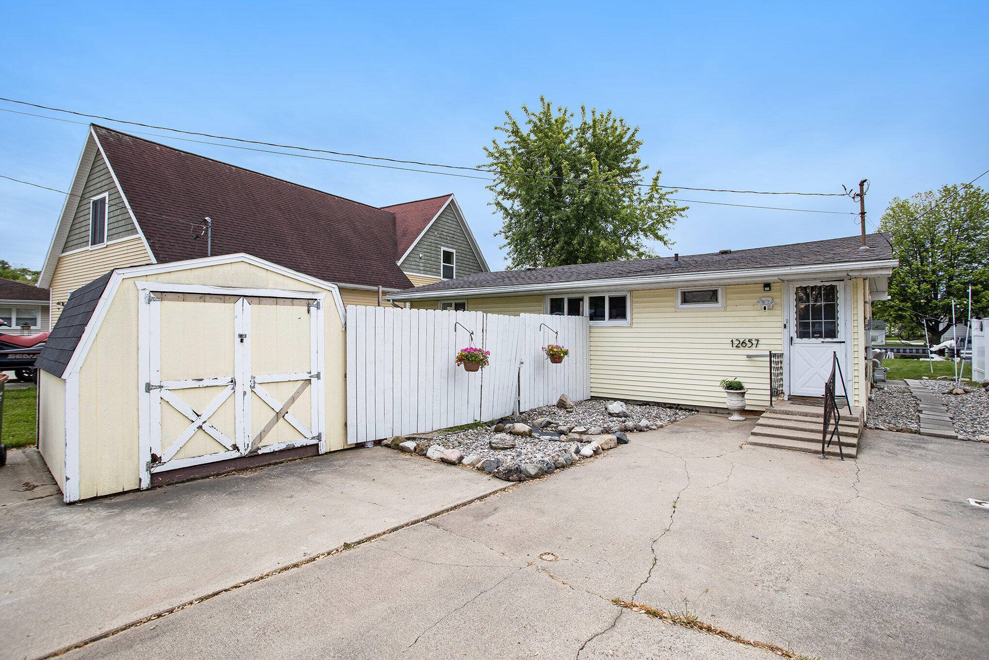 Shelbyville, MI 49344,12657 Blue Lagoon RD