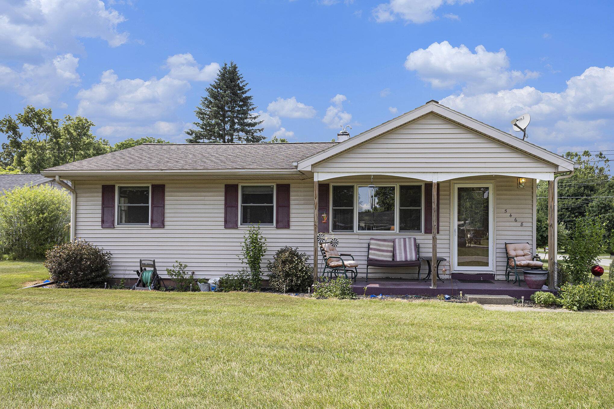 Jackson, MI 49201,5468 Wellesley DR