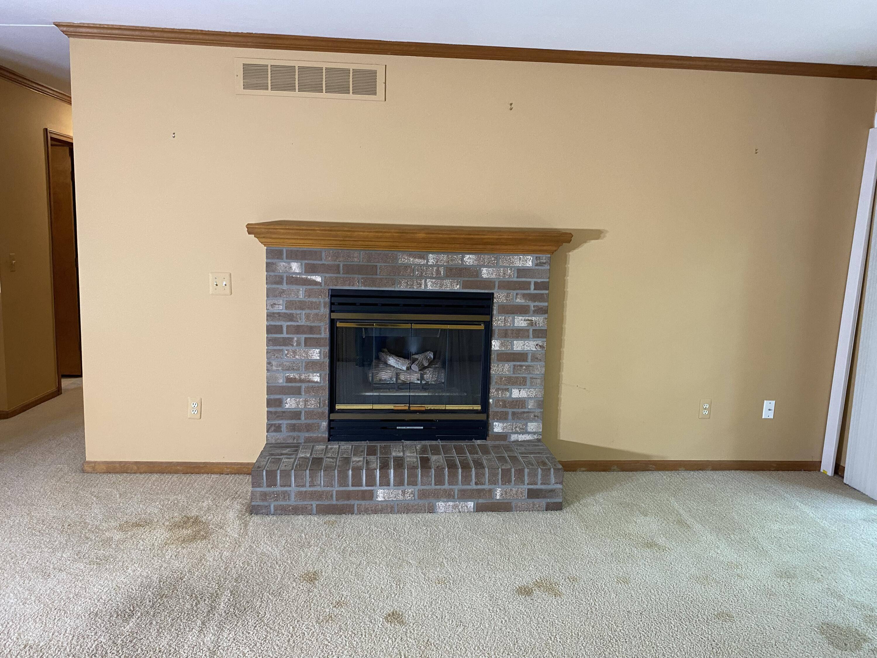 Roseville, MI 48066,30566 Oakridge Manor DR #24