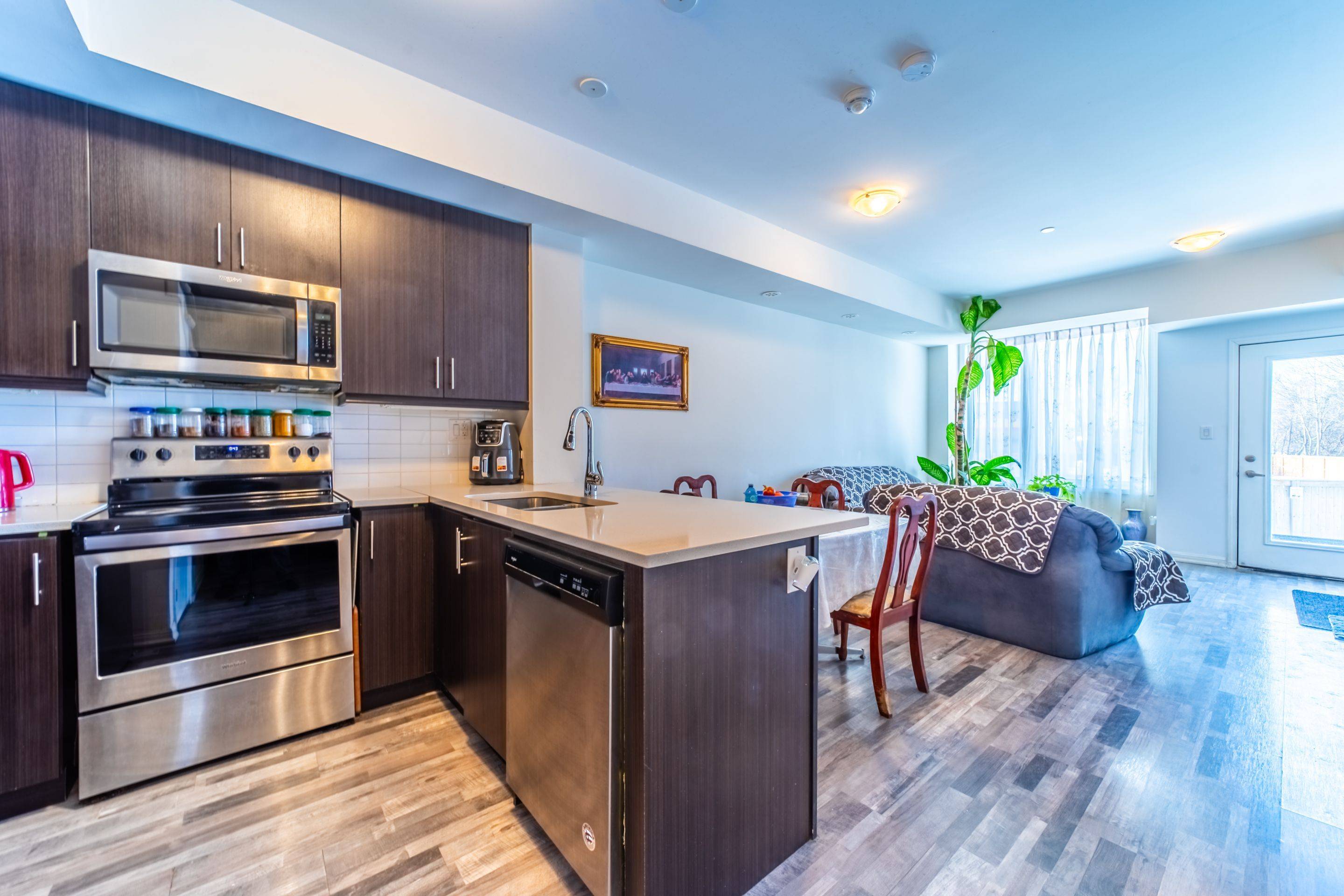 Pickering, ON L1V 0E8,1460 Whites RD #413