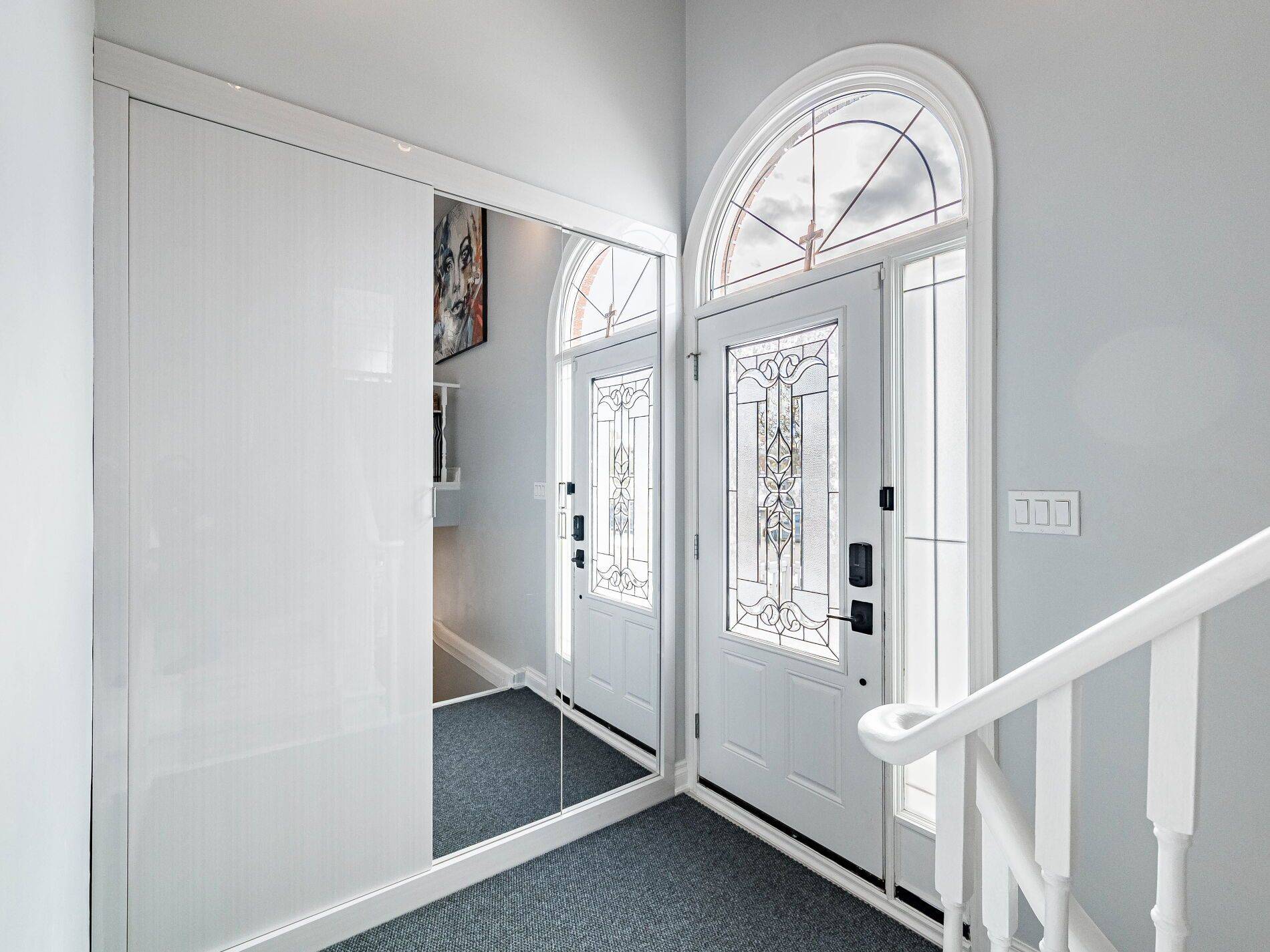 Mississauga, ON L4Z 1C7,3878 Midhurst LN