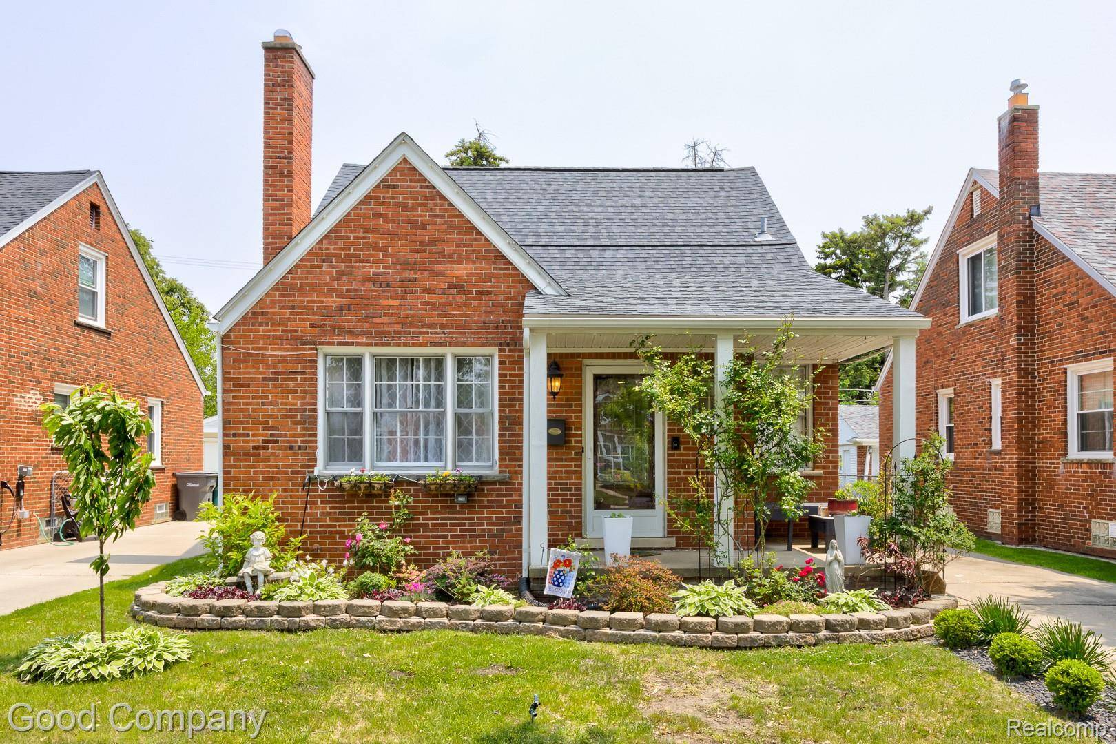 Dearborn, MI 48128,246 N Denwood ST