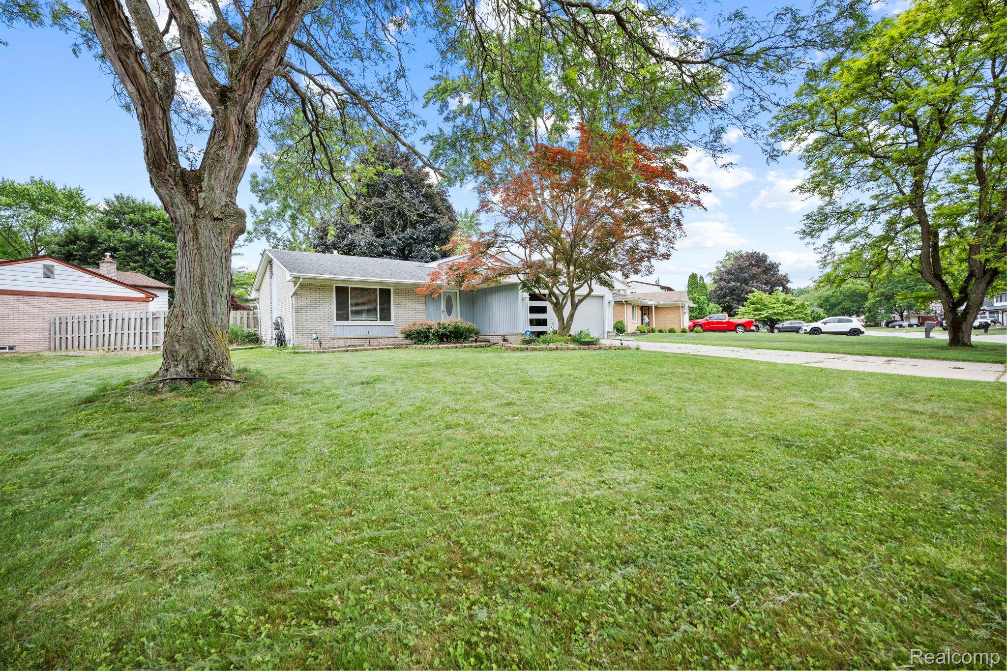 Southfield, MI 48033,23870 Rockingham ST