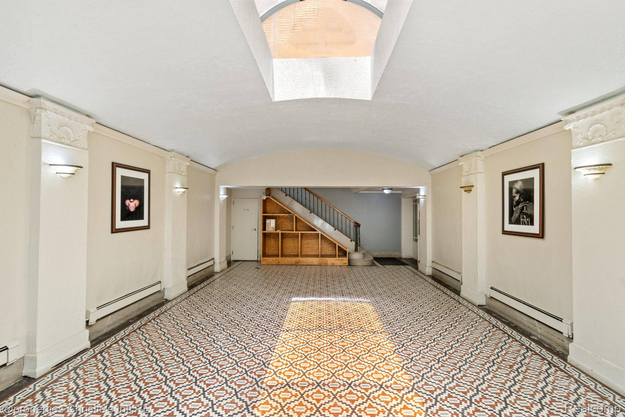 Detroit, MI 48202,120 Seward ST #U2